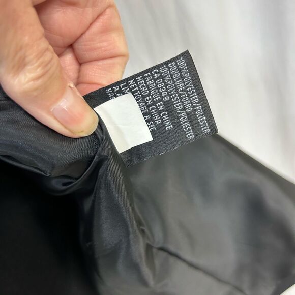 Kasper 10P Black Blazer  Notched Lapels and Structured Shoulders silver buttons - Picture 9 of 10